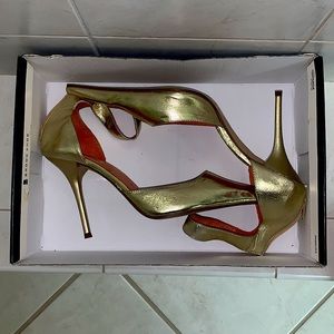 Michael Antonio size 7.5